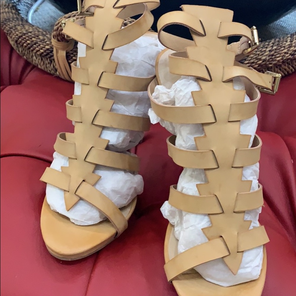 Tan Strappy Heel